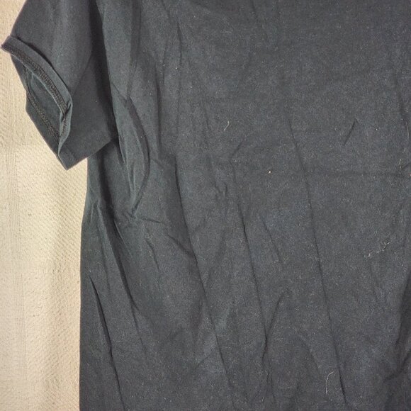 Gildan Heavy Cotton AMC The Walking Dead Black Walking Dead Survivor SS Tee Sz S - Picture 12 of 16